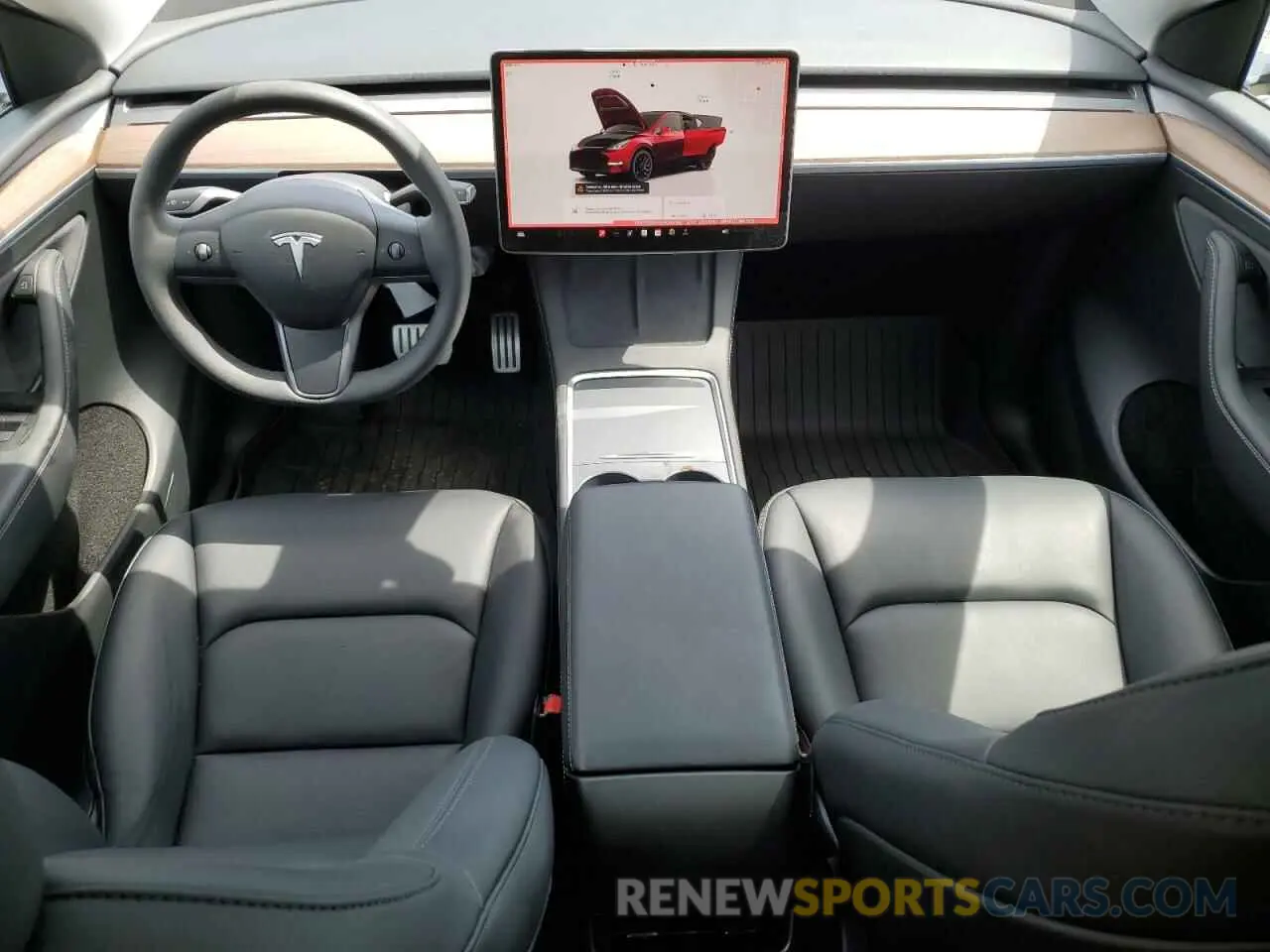 8 Photograph of a damaged car 7SAYGDEF5RF064183 TESLA MODEL Y 2024