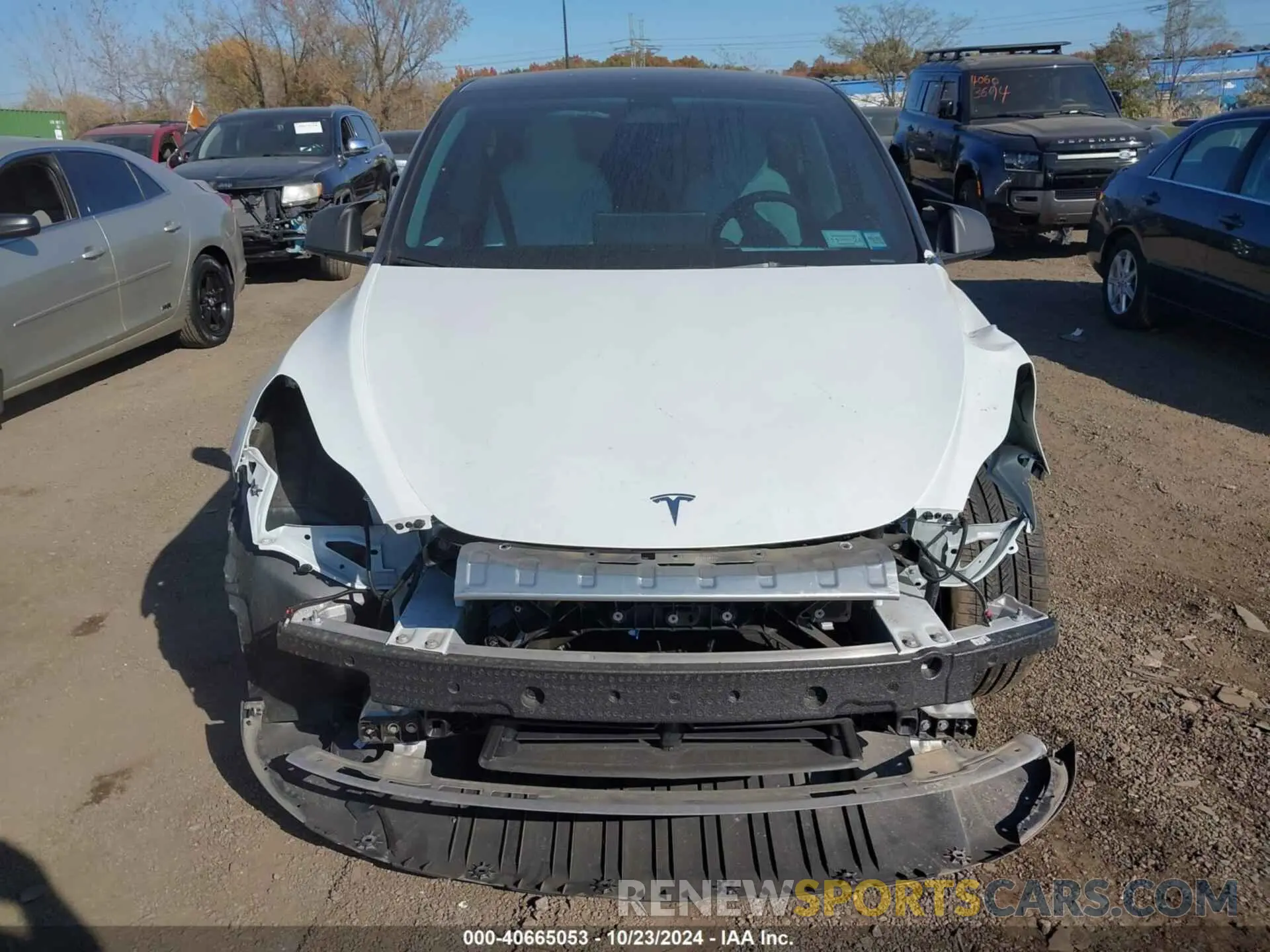 13 Photograph of a damaged car 7SAYGDEF6RA262221 TESLA MODEL Y 2024