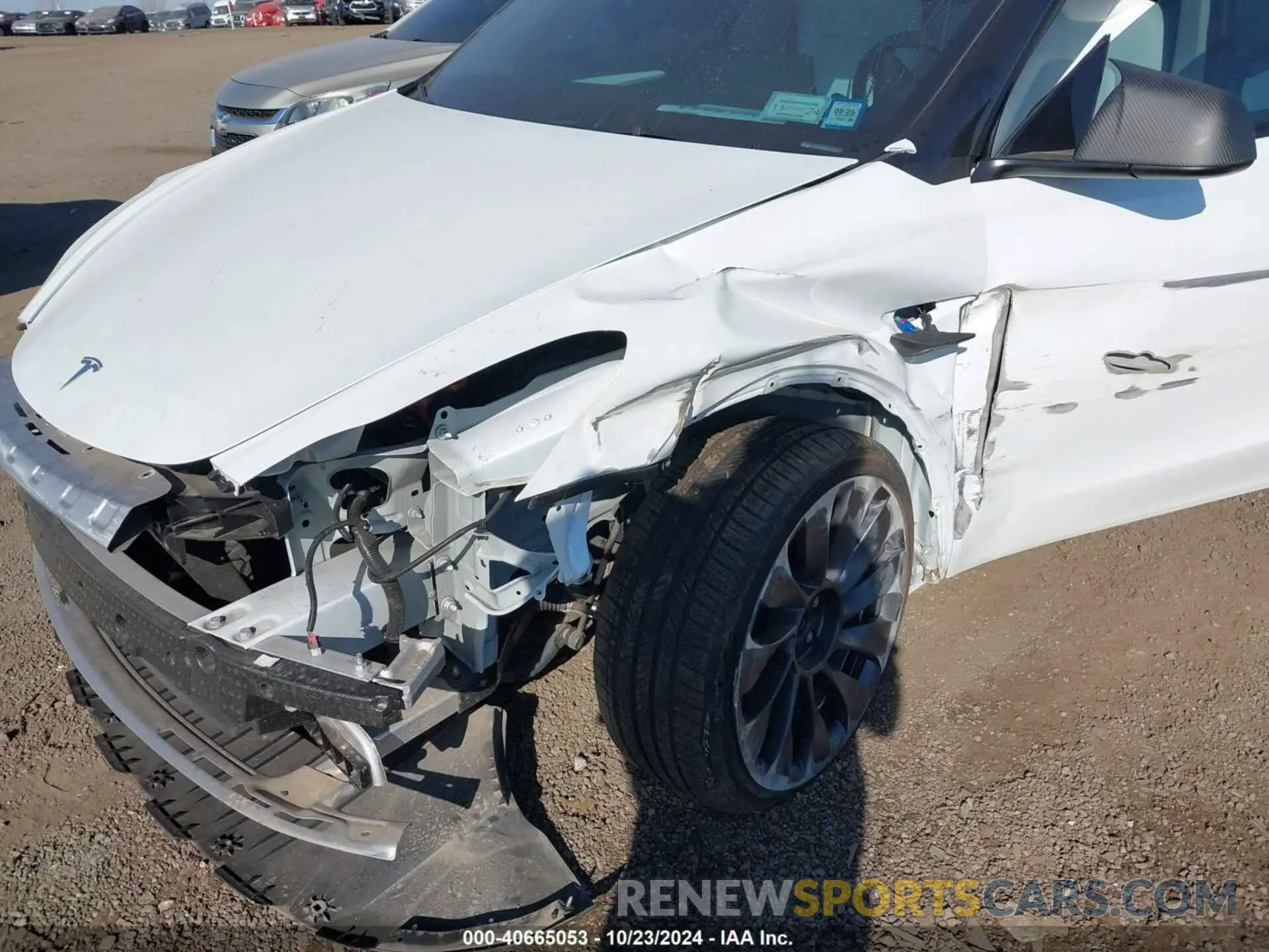 21 Photograph of a damaged car 7SAYGDEF6RA262221 TESLA MODEL Y 2024