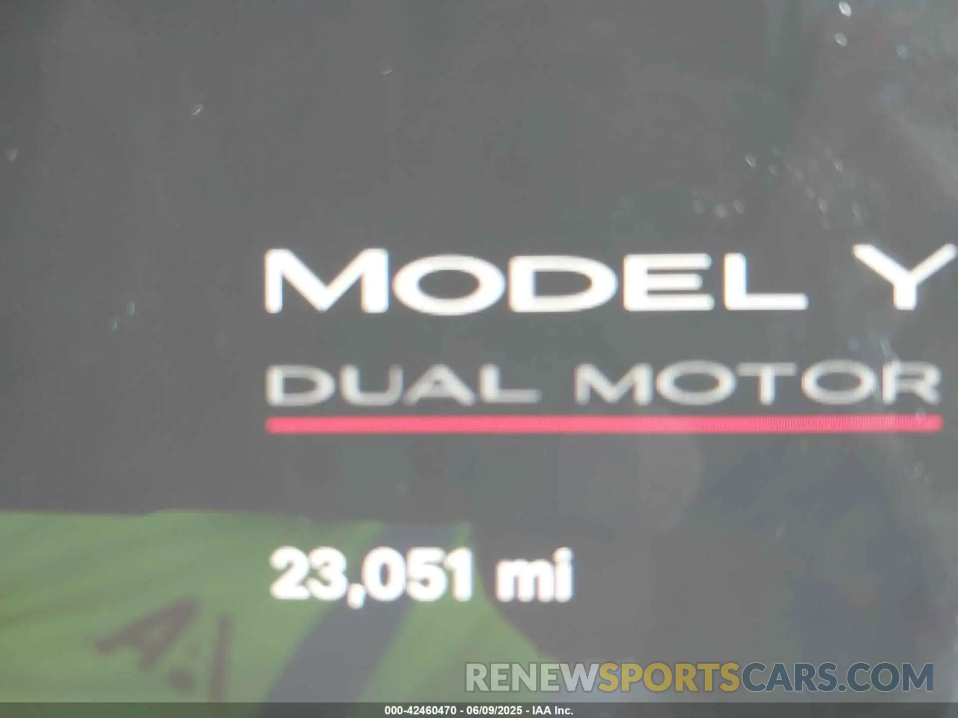 14 Photograph of a damaged car 7SAYGDEF7RA296765 TESLA MODEL Y 2024