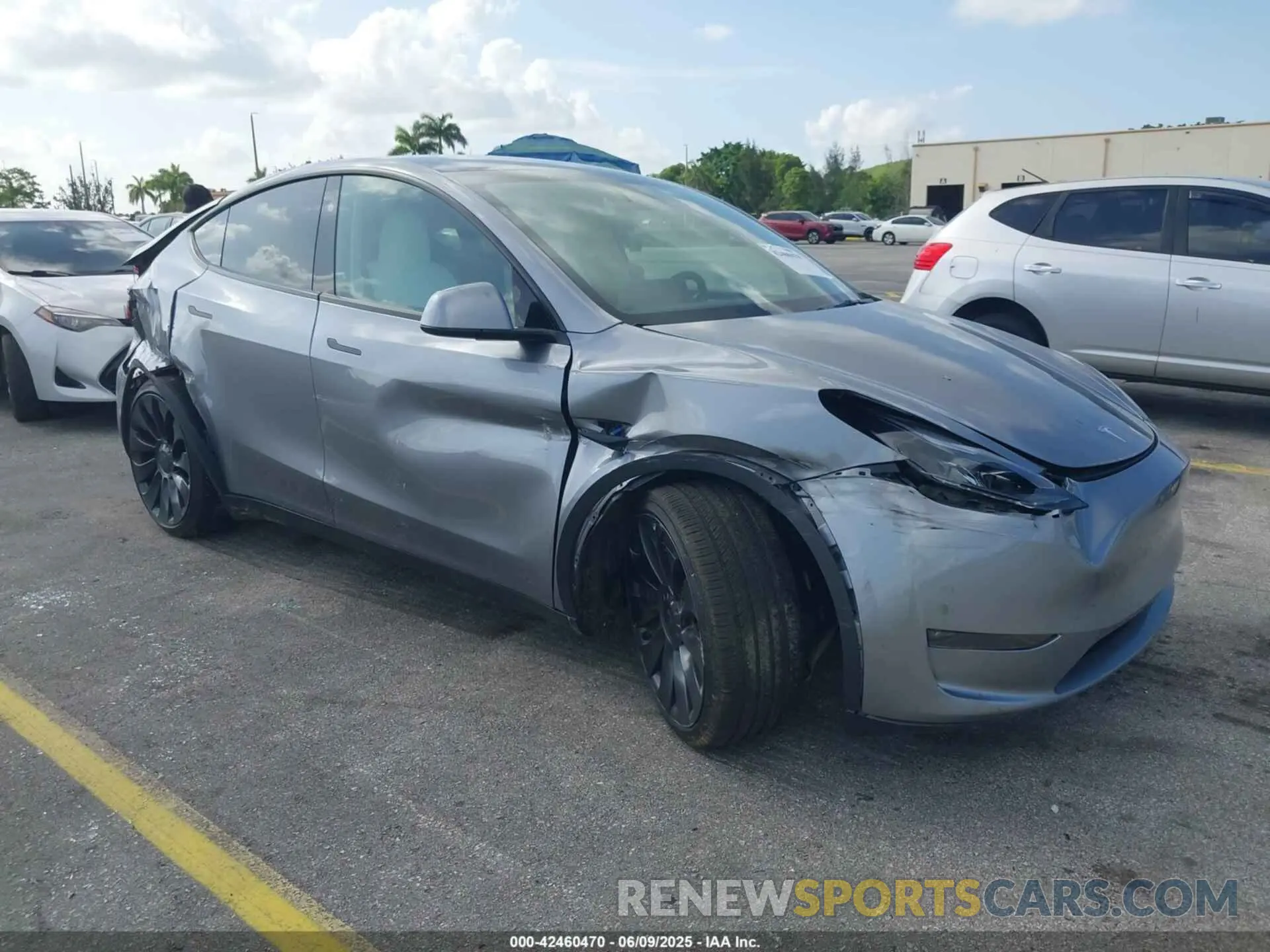 6 Photograph of a damaged car 7SAYGDEF7RA296765 TESLA MODEL Y 2024