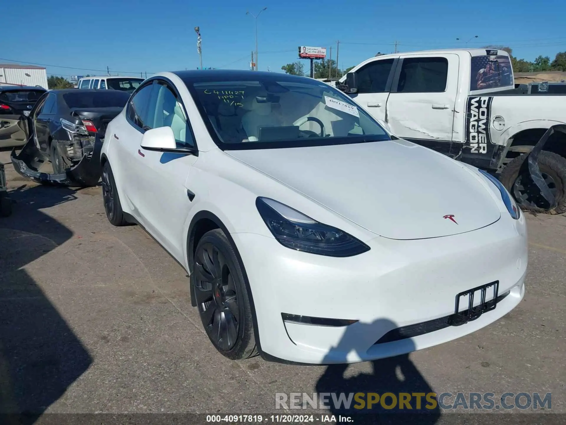 1 Photograph of a damaged car 7SAYGDEF7RA335483 TESLA MODEL Y 2024