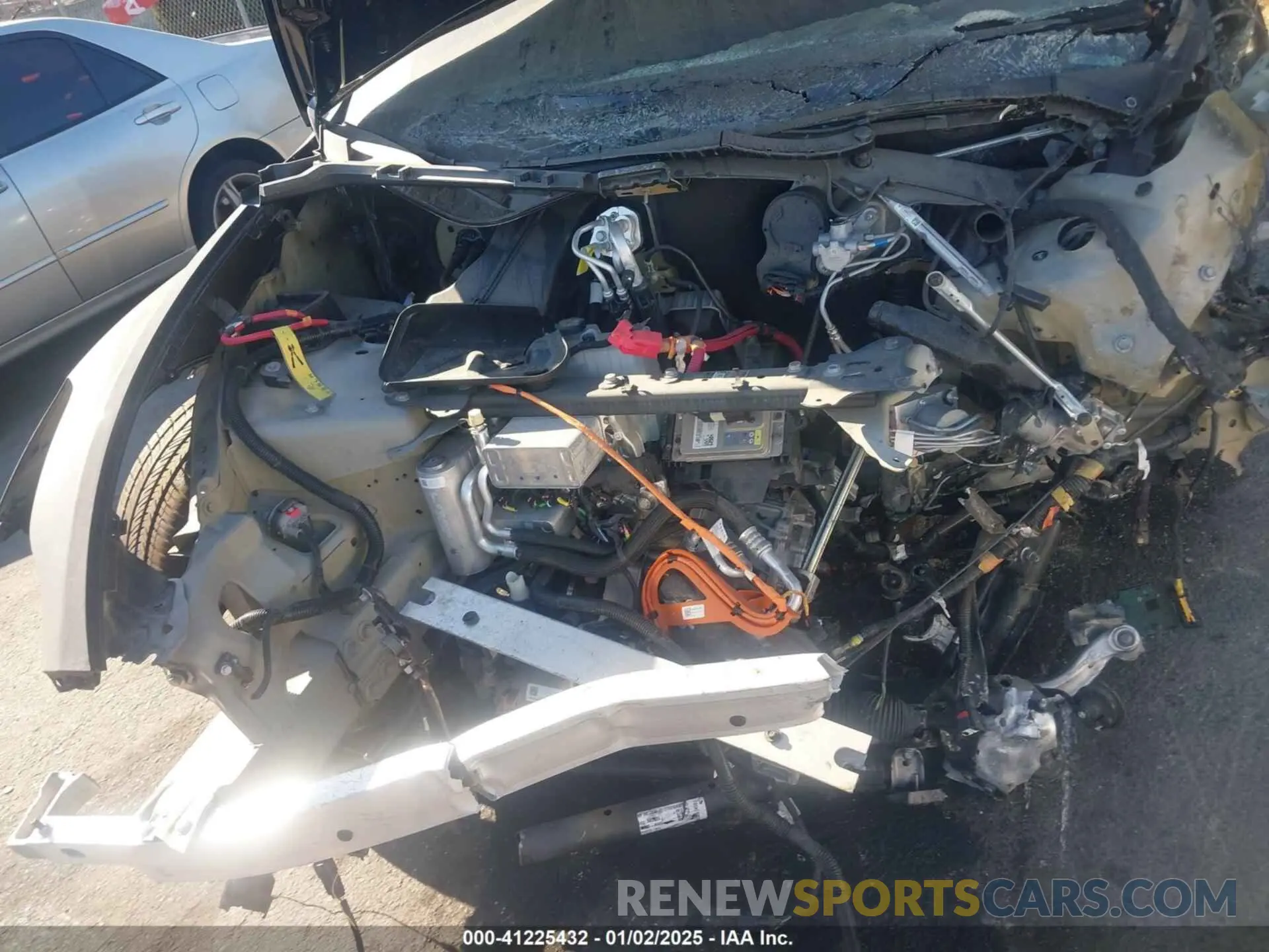 10 Photograph of a damaged car 7SAYGDEF7RF021464 TESLA MODEL Y 2024