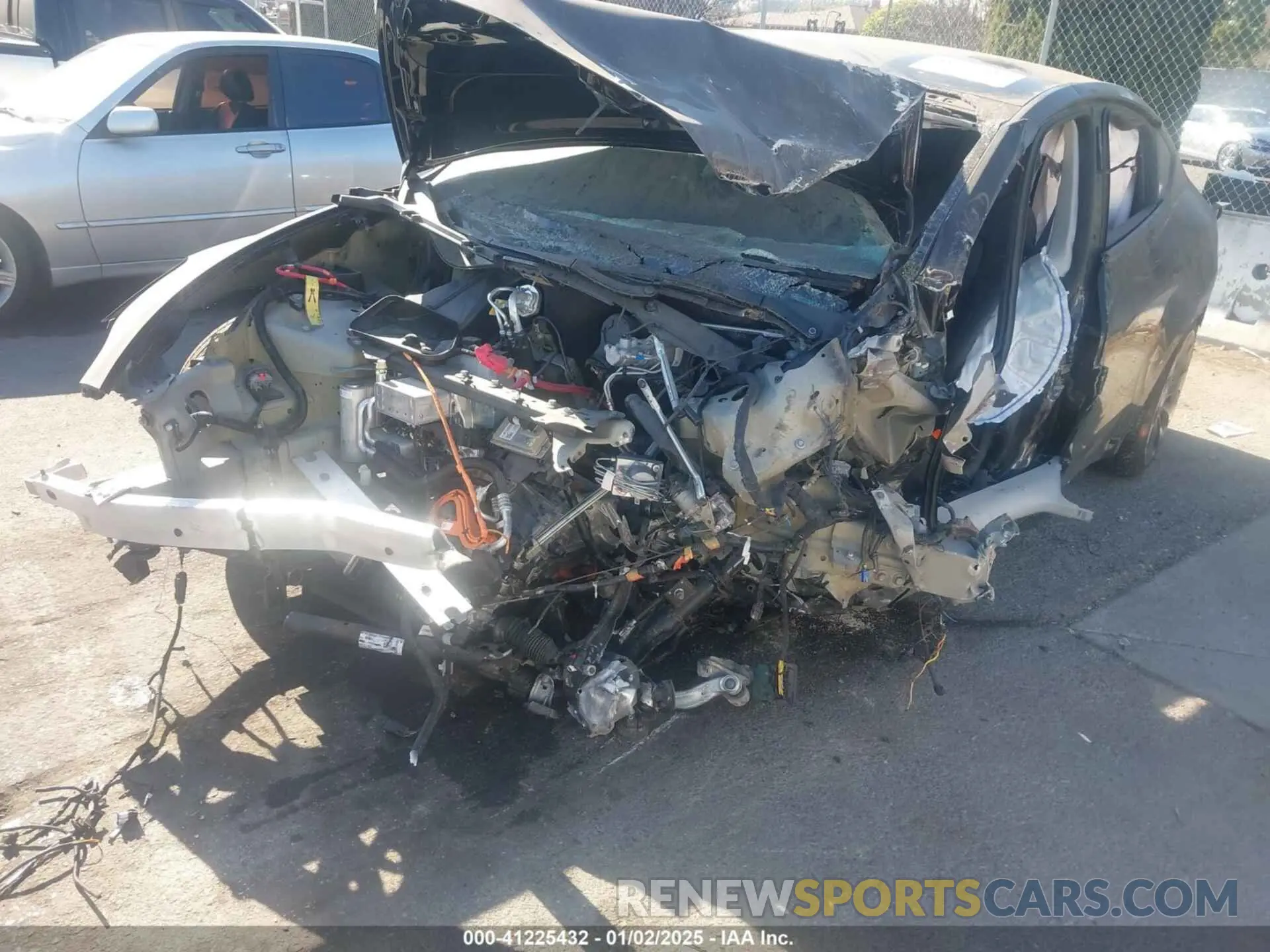 2 Photograph of a damaged car 7SAYGDEF7RF021464 TESLA MODEL Y 2024
