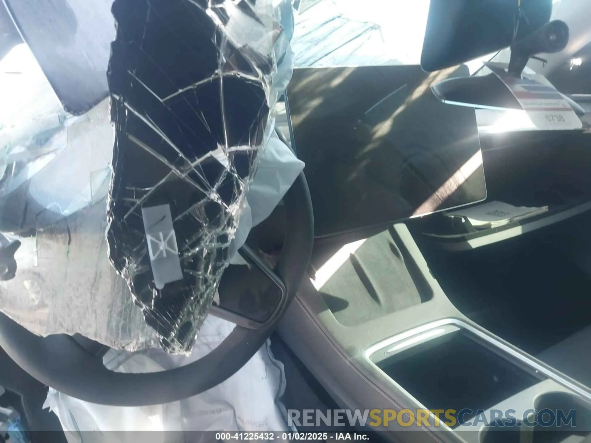 7 Photograph of a damaged car 7SAYGDEF7RF021464 TESLA MODEL Y 2024