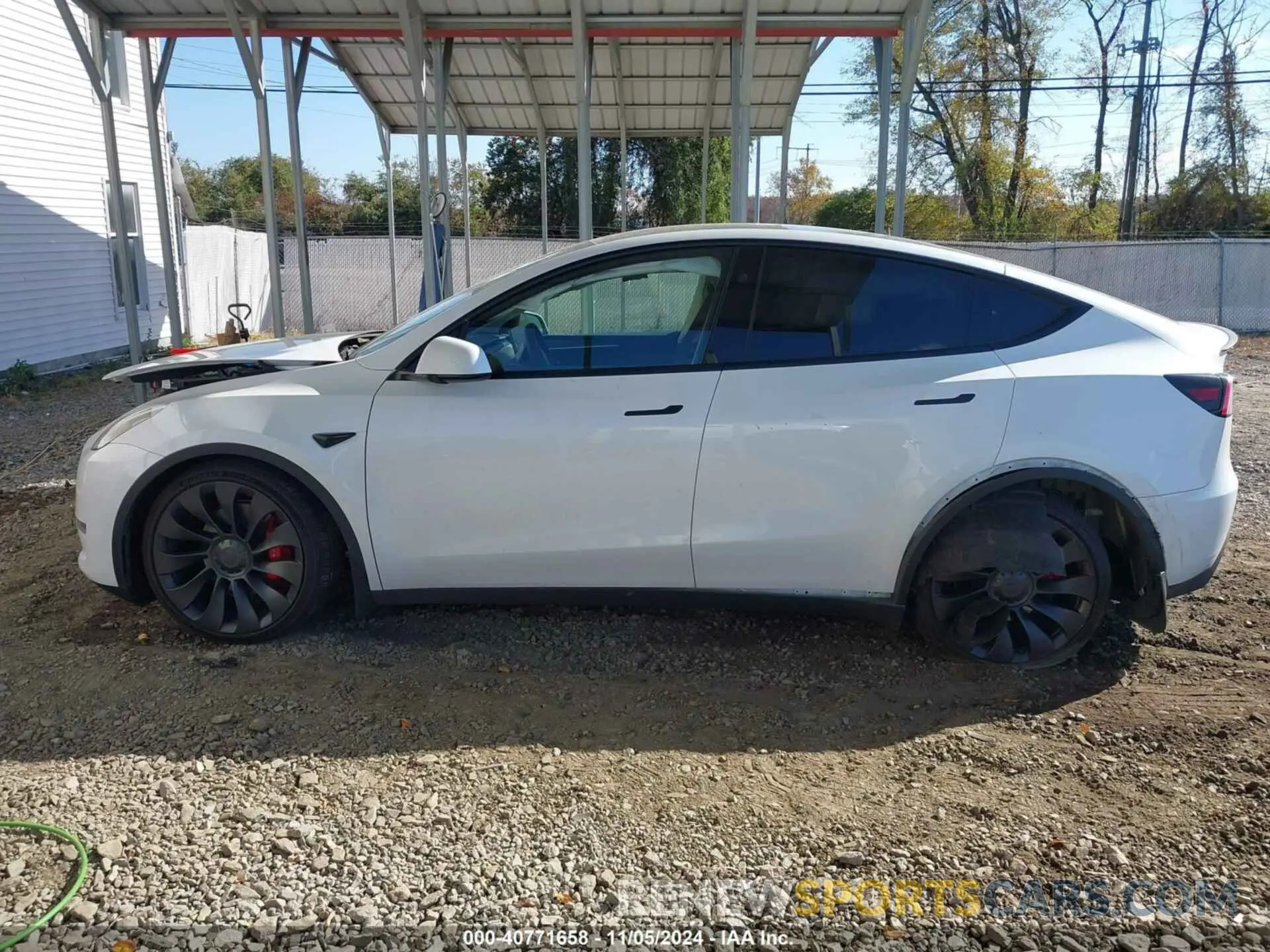 14 Photograph of a damaged car 7SAYGDEF7RF036501 TESLA MODEL Y 2024