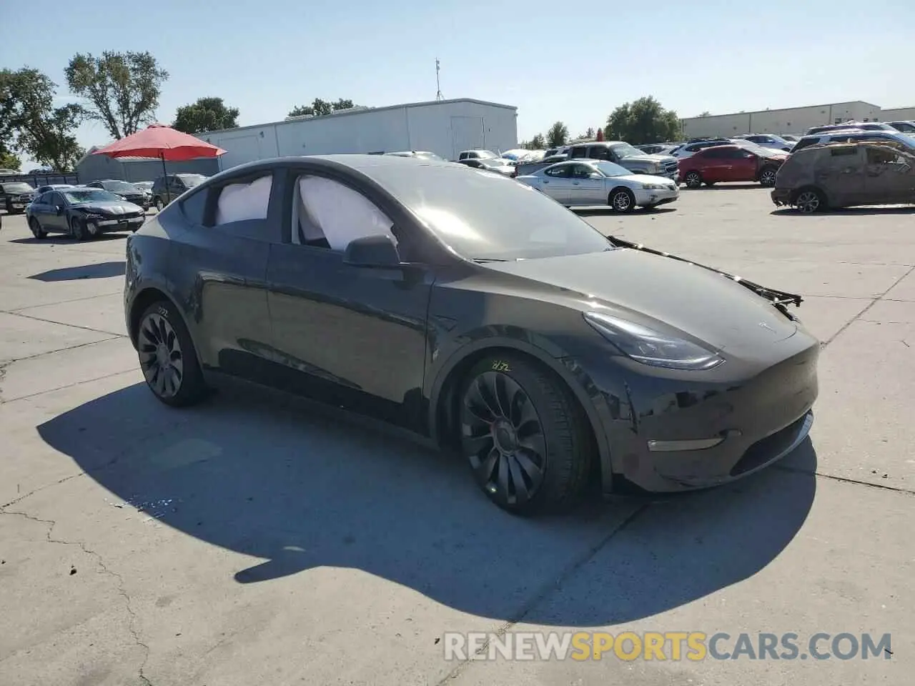 4 Photograph of a damaged car 7SAYGDEF7RF046154 TESLA MODEL Y 2024