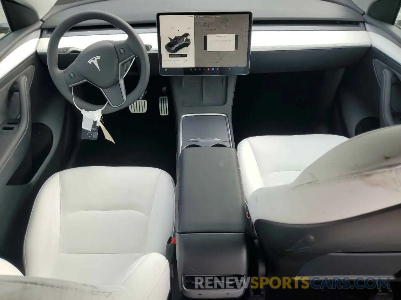 8 Photograph of a damaged car 7SAYGDEF7RF093054 TESLA MODEL Y 2024