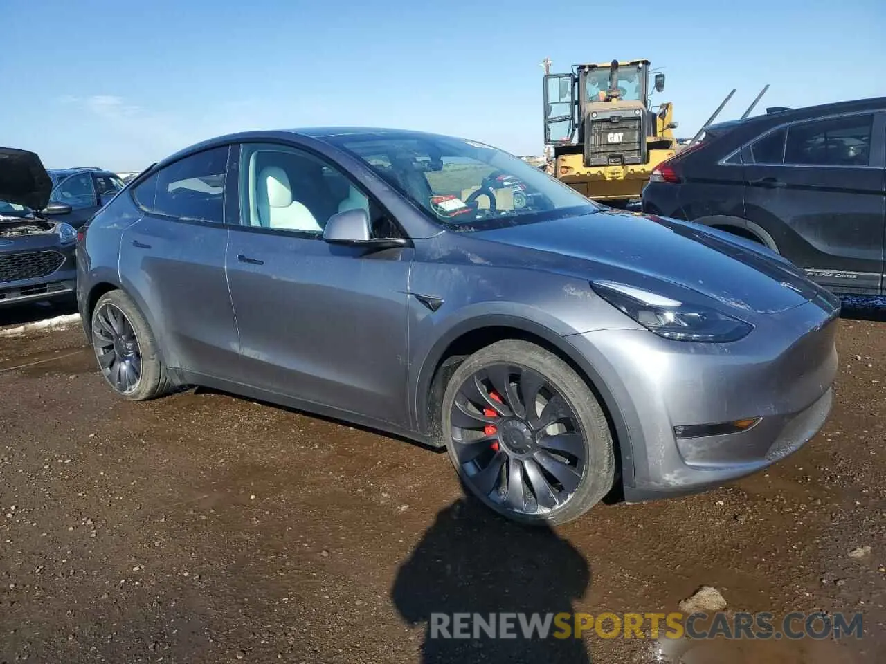 4 Photograph of a damaged car 7SAYGDEF7RF128238 TESLA MODEL Y 2024