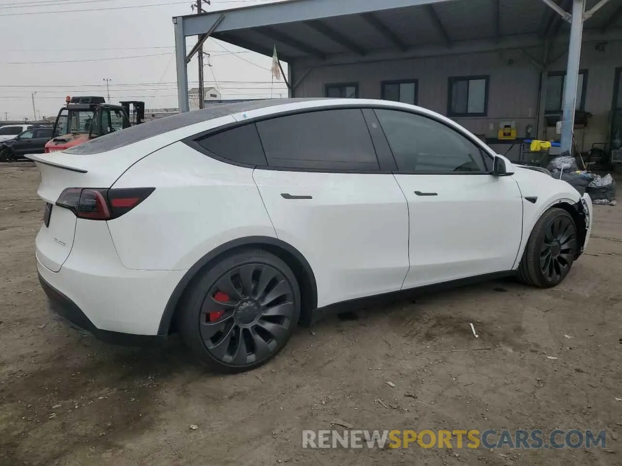 3 Photograph of a damaged car 7SAYGDEF8RF113876 TESLA MODEL Y 2024