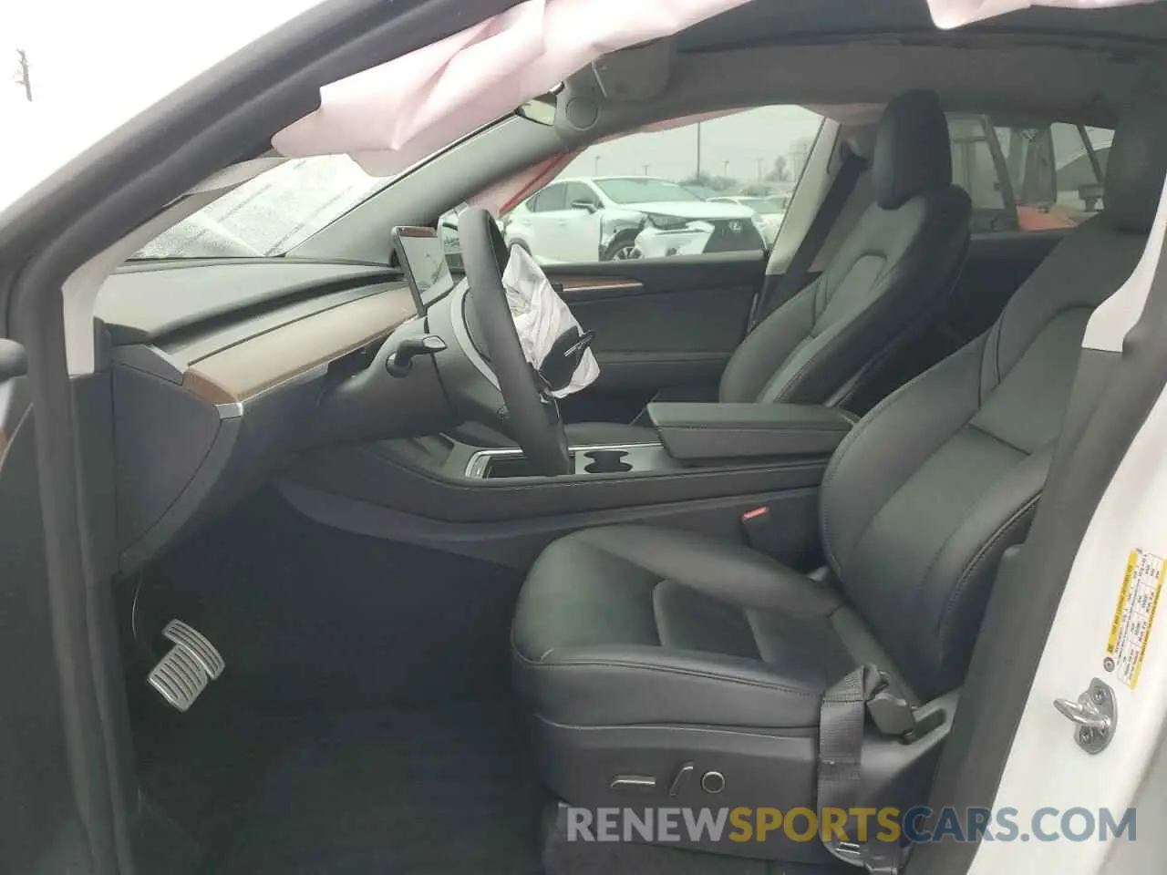 7 Photograph of a damaged car 7SAYGDEF8RF113876 TESLA MODEL Y 2024