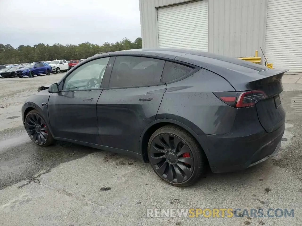 2 Photograph of a damaged car 7SAYGDEF9RF041554 TESLA MODEL Y 2024