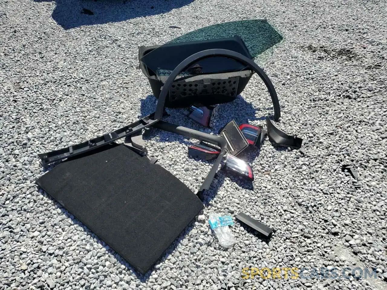 13 Photograph of a damaged car 7SAYGDEFXRA271486 TESLA MODEL Y 2024