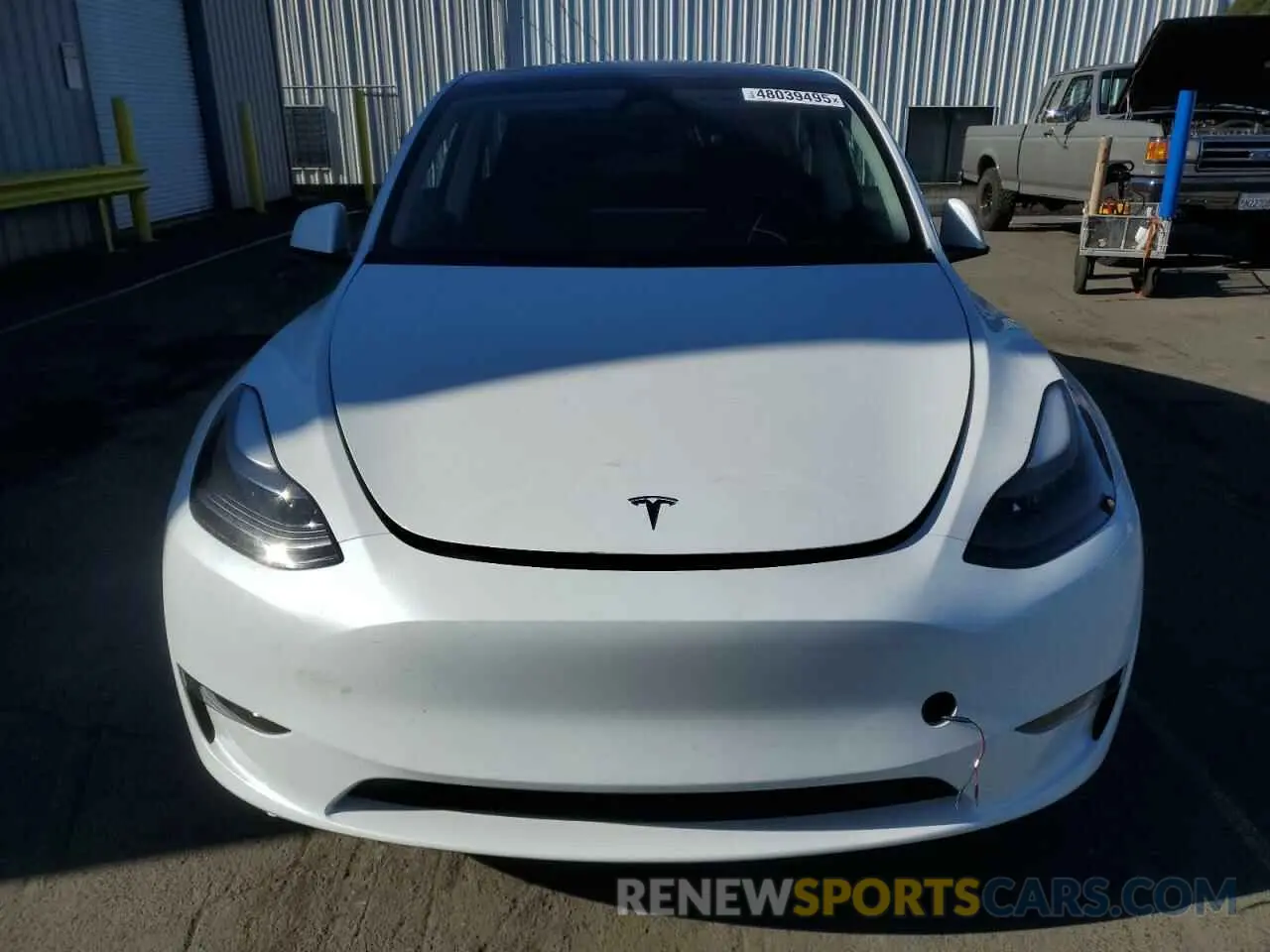 5 Photograph of a damaged car 7SAYGDEFXRF117959 TESLA MODEL Y 2024