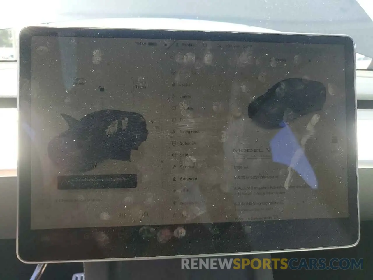 9 Photograph of a damaged car 7SAYGDEFXRF128976 TESLA MODEL Y 2024