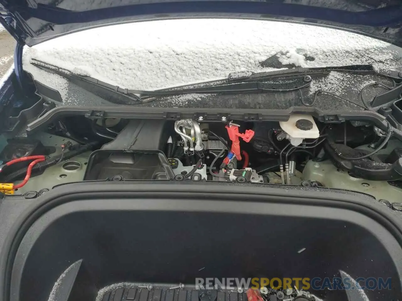 12 Photograph of a damaged car LRWYGDEE3RC661444 TESLA MODEL Y 2024
