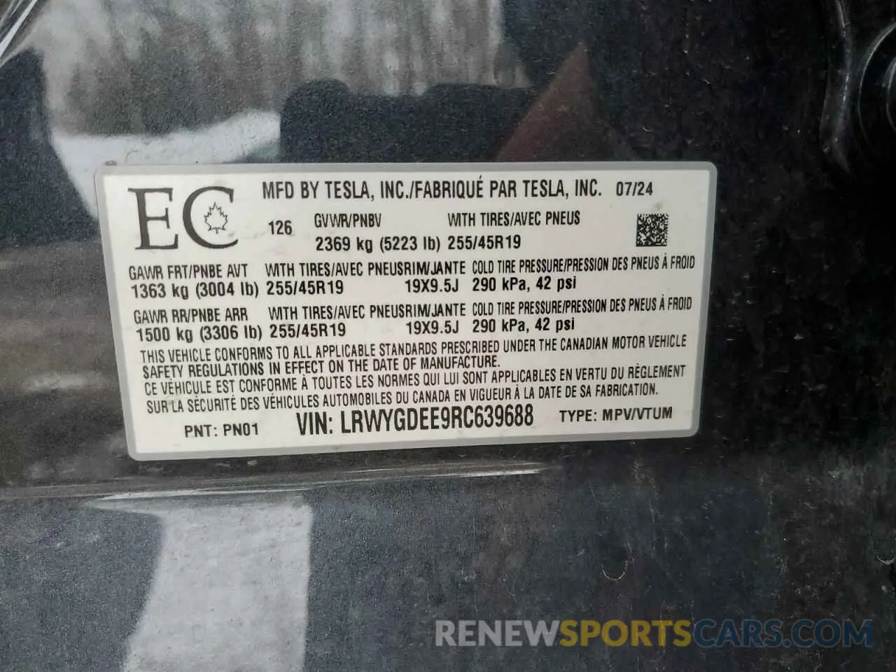 14 Photograph of a damaged car LRWYGDEE9RC639688 TESLA MODEL Y 2024