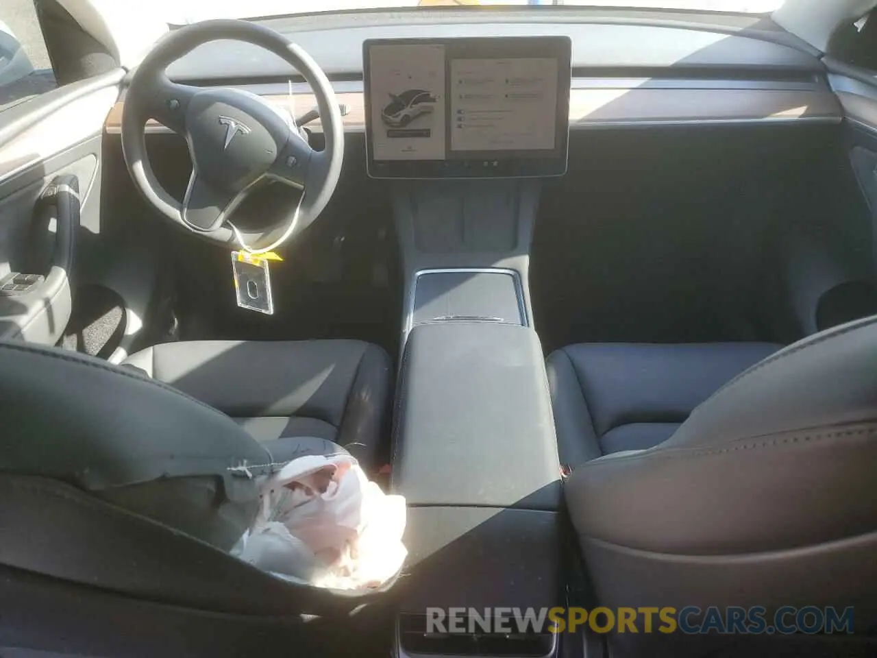 8 Photograph of a damaged car 7SAYGAEE0SF279529 TESLA MODEL Y 2025