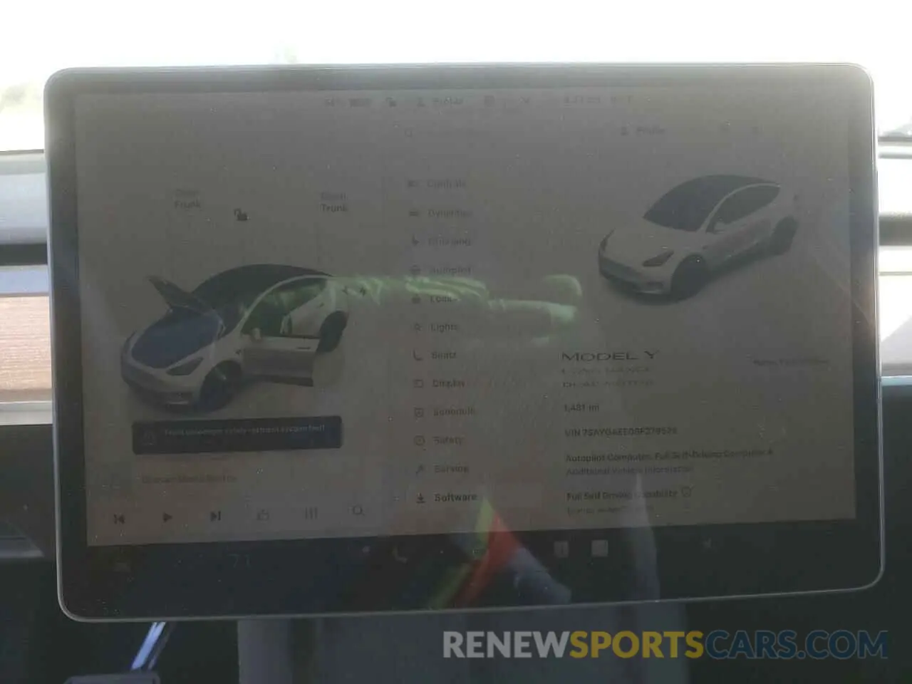 9 Photograph of a damaged car 7SAYGAEE0SF279529 TESLA MODEL Y 2025