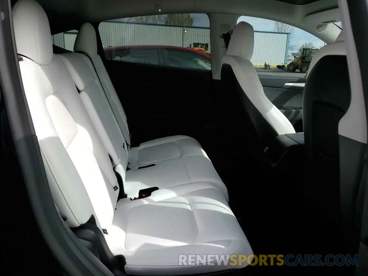 10 Photograph of a damaged car 7SAYGAEE0SF310181 TESLA MODEL Y 2025