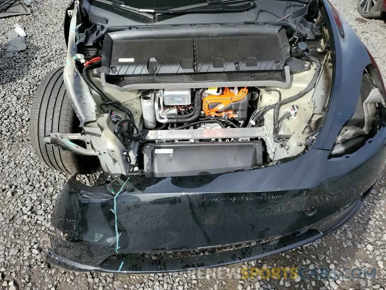 11 Photograph of a damaged car 7SAYGAEE0SF310181 TESLA MODEL Y 2025