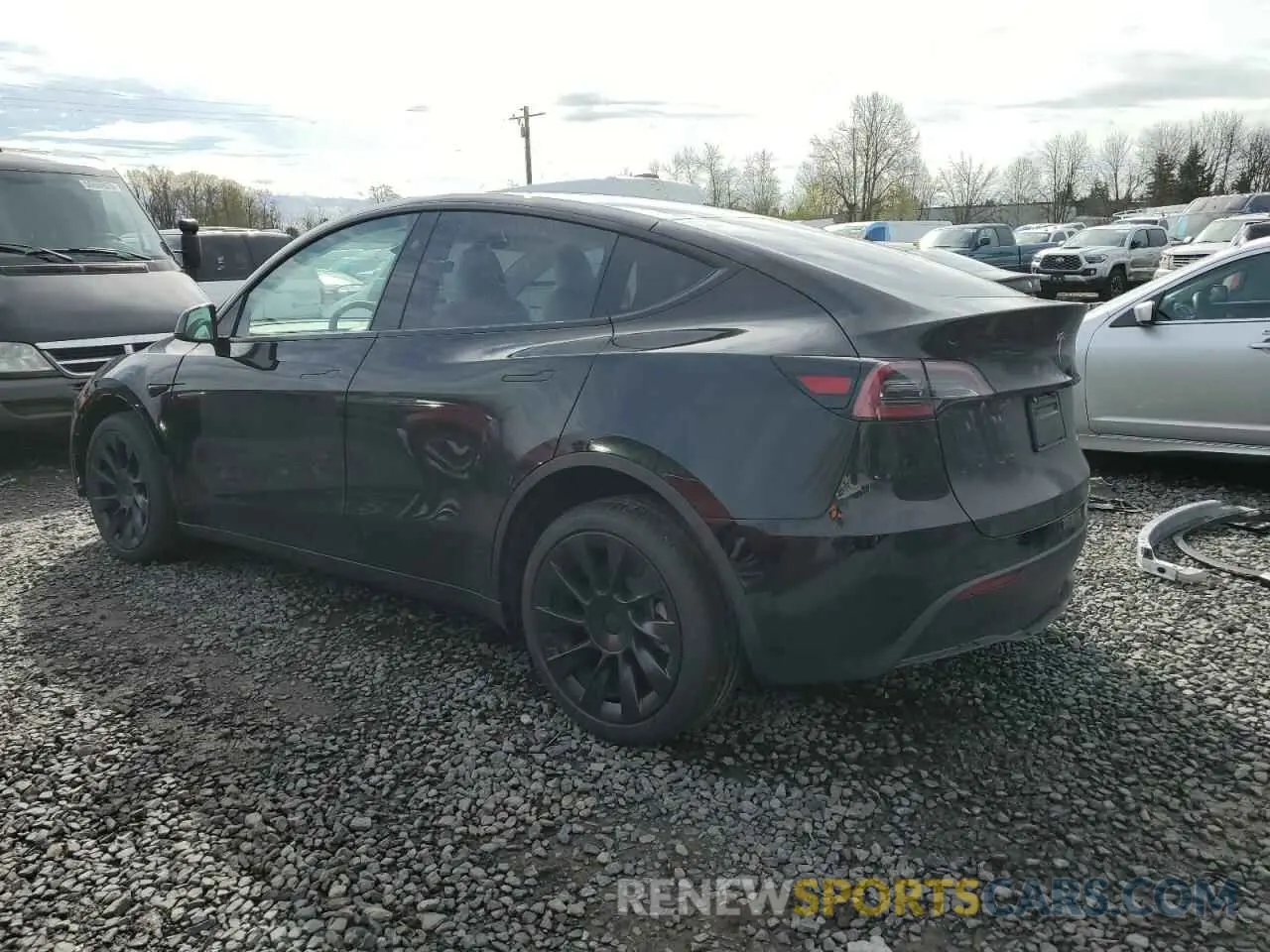 2 Photograph of a damaged car 7SAYGAEE0SF310181 TESLA MODEL Y 2025