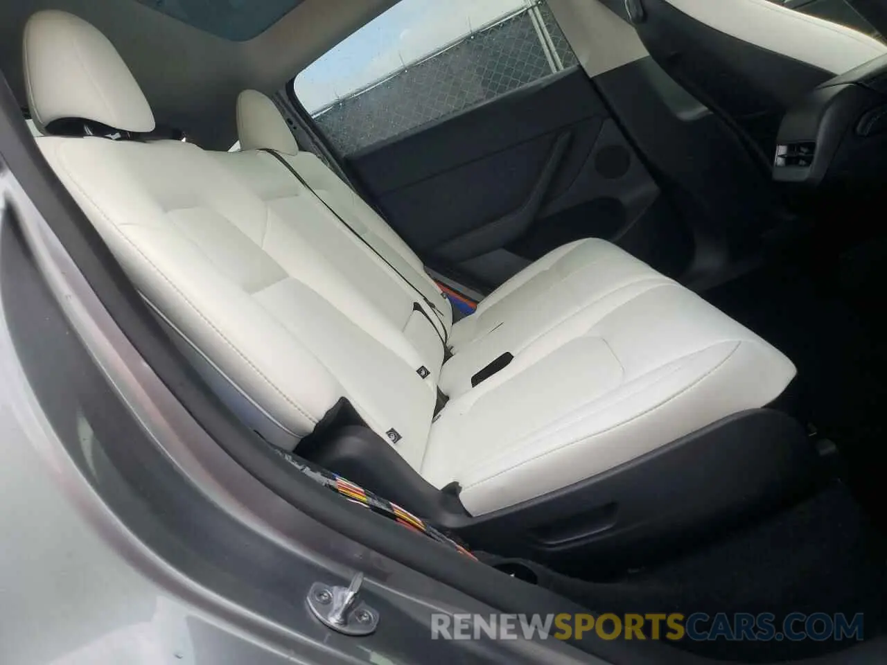 11 Photograph of a damaged car 7SAYGAEE1SF219078 TESLA MODEL Y 2025