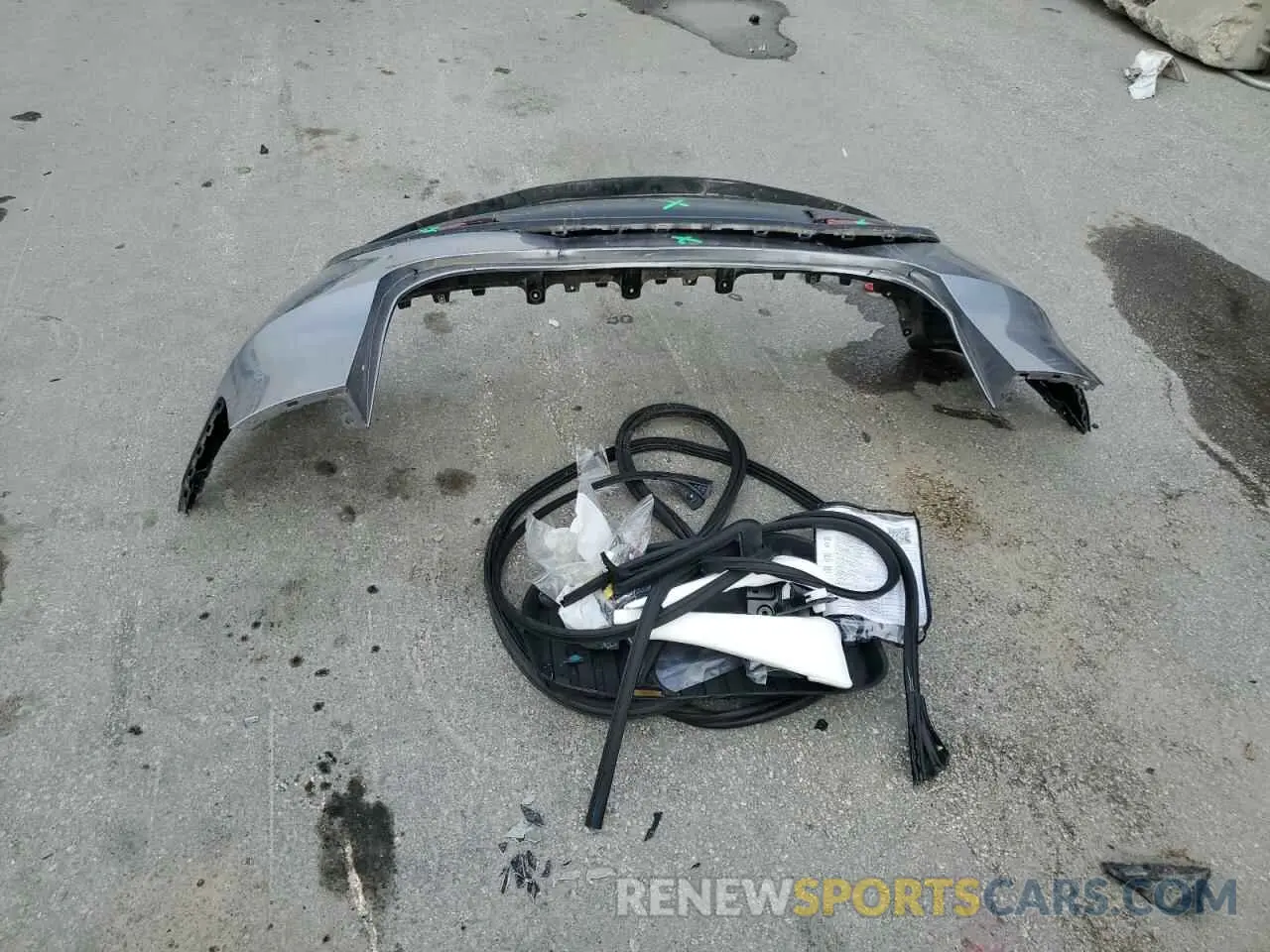 13 Photograph of a damaged car 7SAYGAEE1SF219078 TESLA MODEL Y 2025