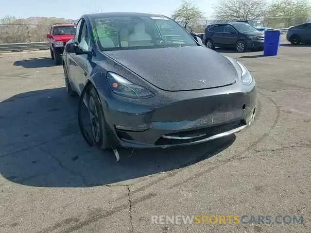 11 Photograph of a damaged car 7SAYGAEE1SF304020 TESLA MODEL Y 2025