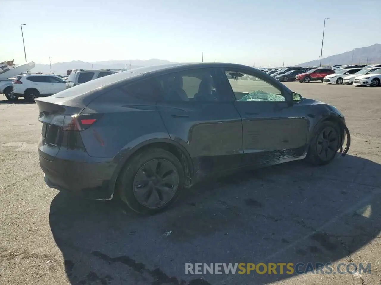 3 Photograph of a damaged car 7SAYGAEE1SF304020 TESLA MODEL Y 2025