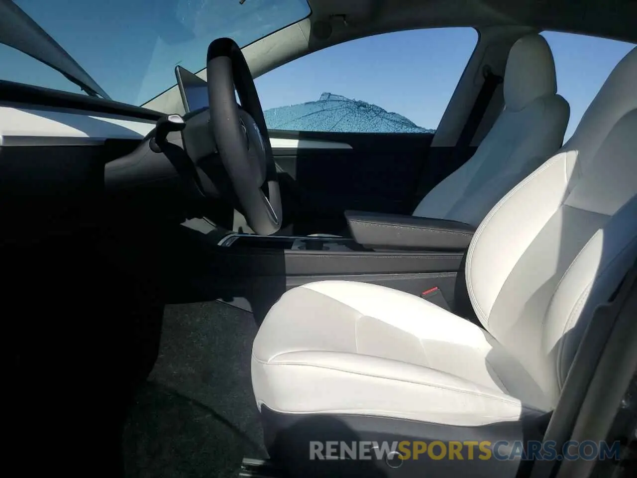 7 Photograph of a damaged car 7SAYGAEE1SF304020 TESLA MODEL Y 2025