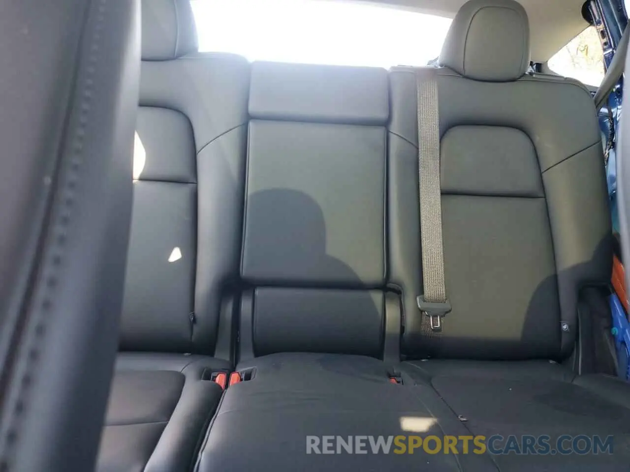 10 Photograph of a damaged car 7SAYGAEE3SF234326 TESLA MODEL Y 2025