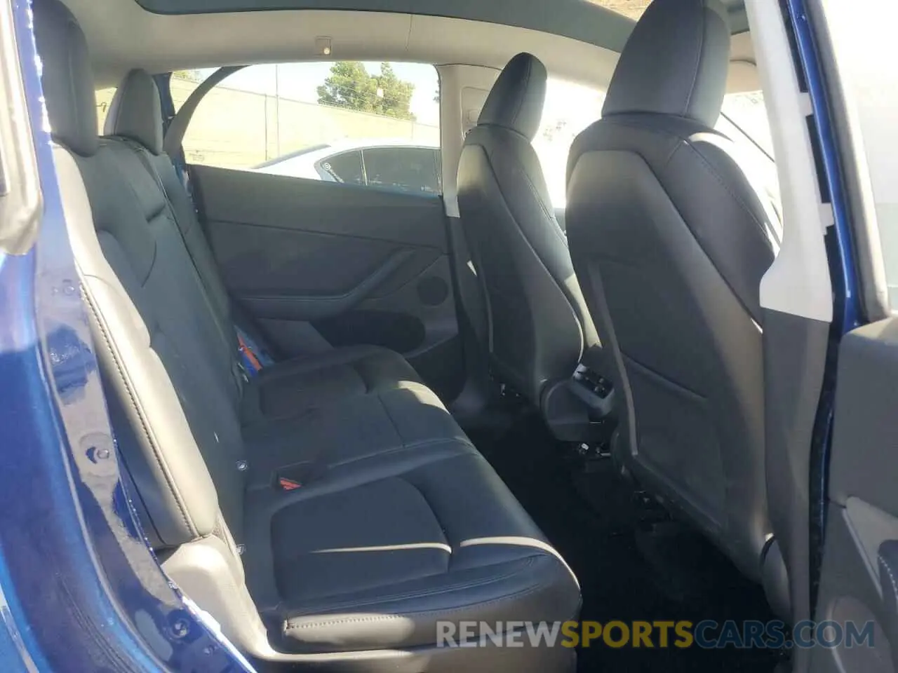 11 Photograph of a damaged car 7SAYGAEE3SF234326 TESLA MODEL Y 2025