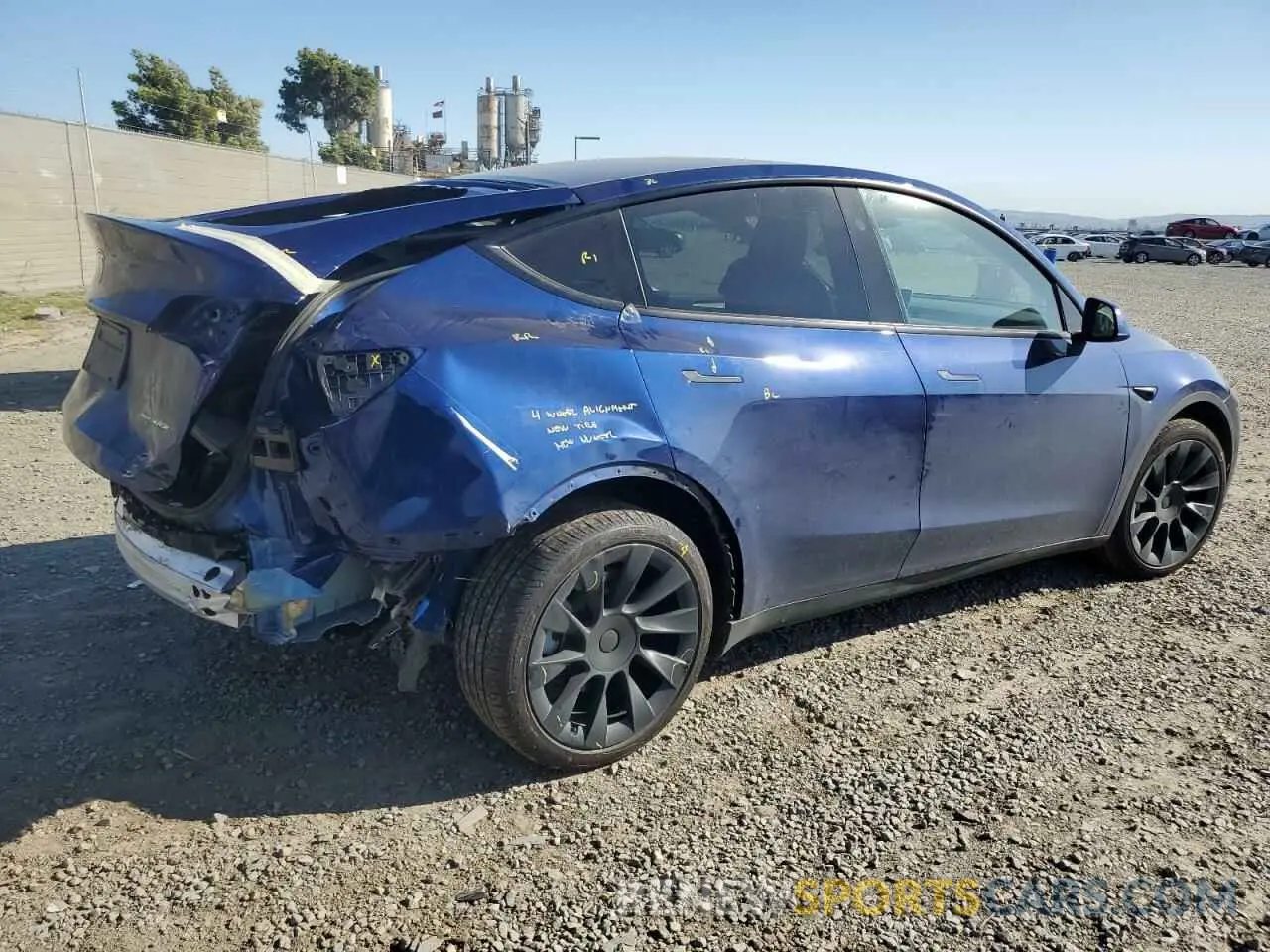 3 Photograph of a damaged car 7SAYGAEE3SF234326 TESLA MODEL Y 2025
