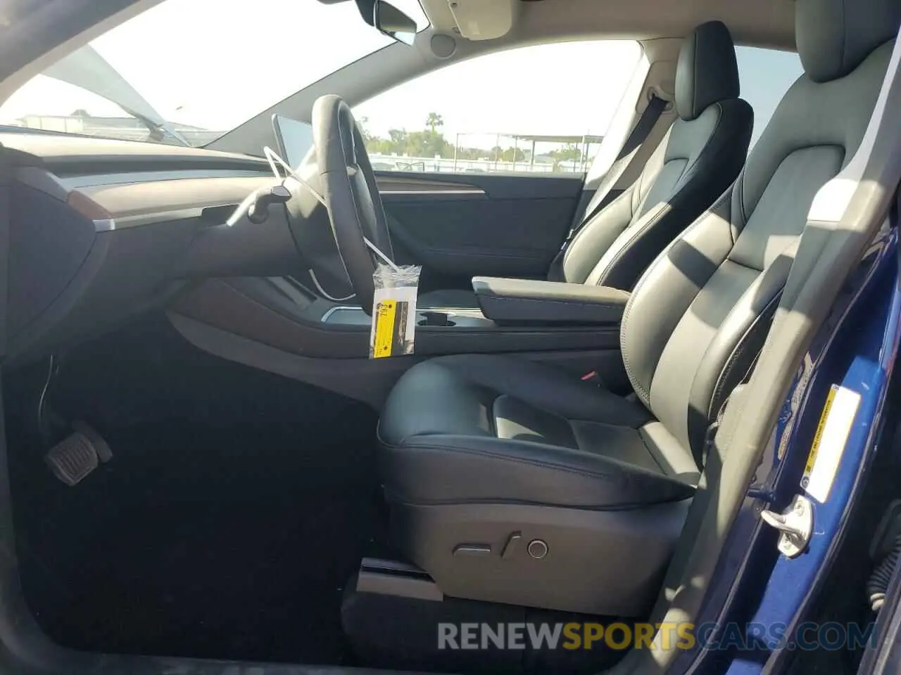 7 Photograph of a damaged car 7SAYGAEE3SF234326 TESLA MODEL Y 2025