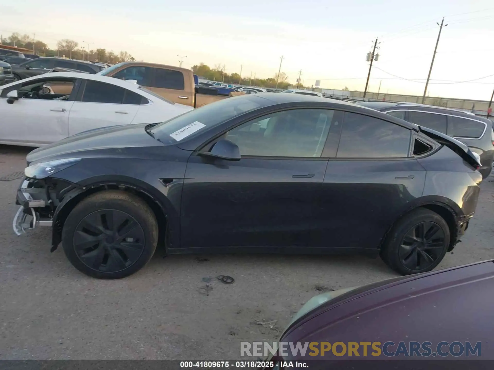 13 Photograph of a damaged car 7SAYGAEE3SF257640 TESLA MODEL Y 2025