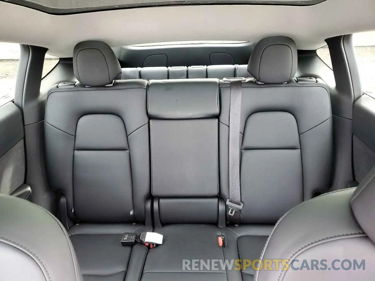 10 Photograph of a damaged car 7SAYGAEE3SF289603 TESLA MODEL Y 2025