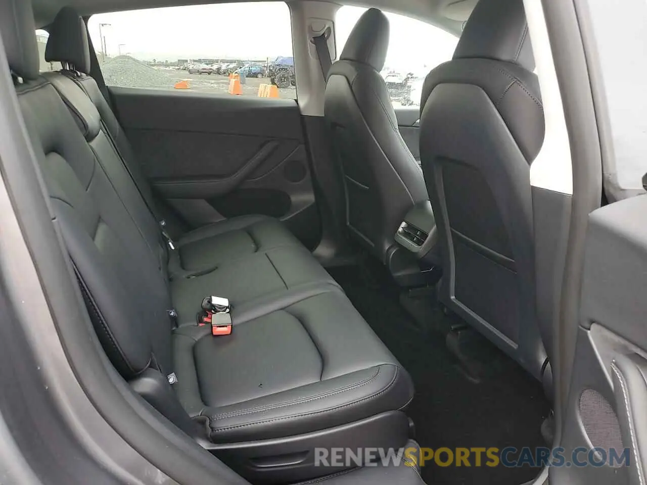 11 Photograph of a damaged car 7SAYGAEE3SF289603 TESLA MODEL Y 2025