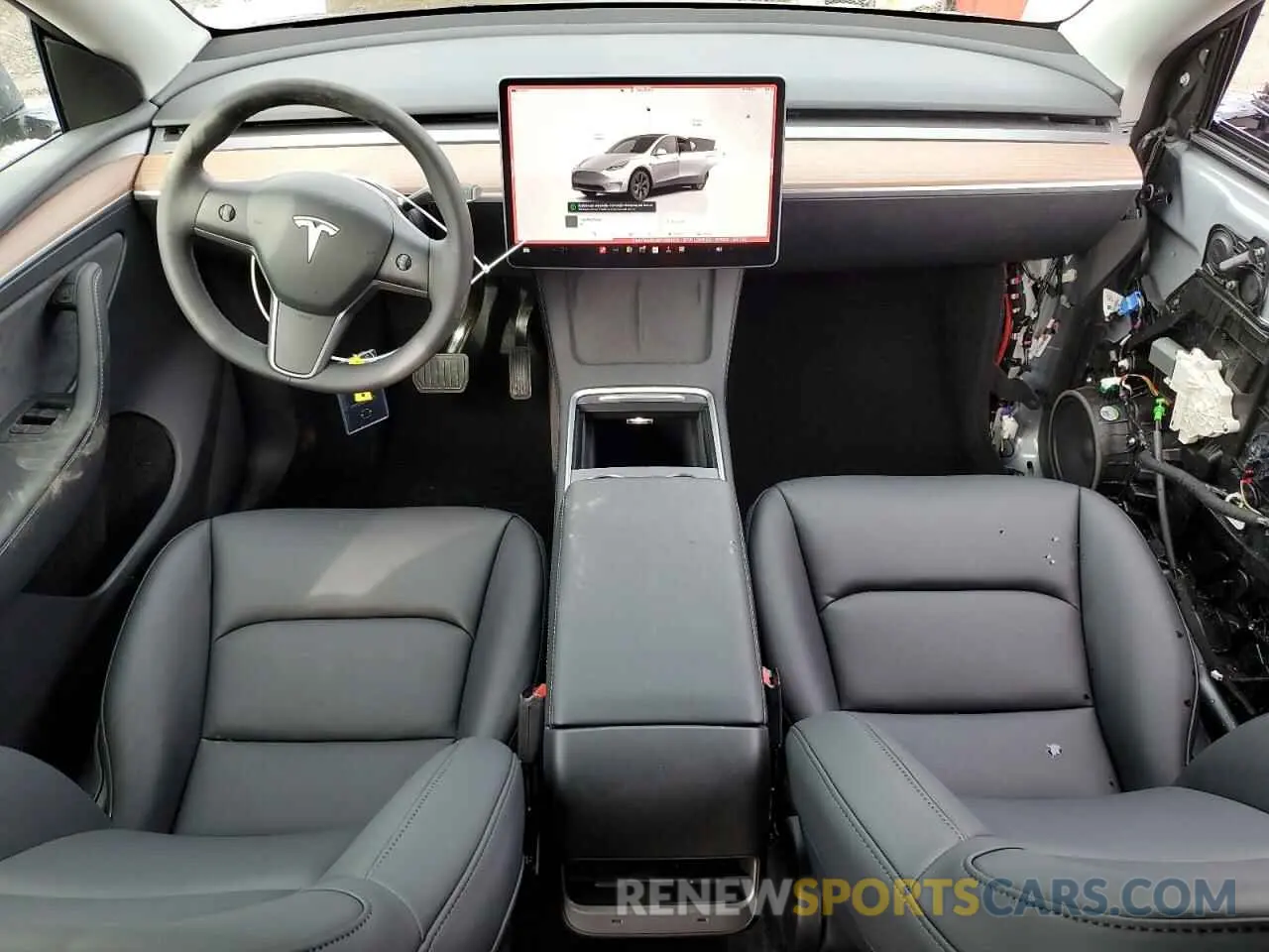 8 Photograph of a damaged car 7SAYGAEE3SF289603 TESLA MODEL Y 2025