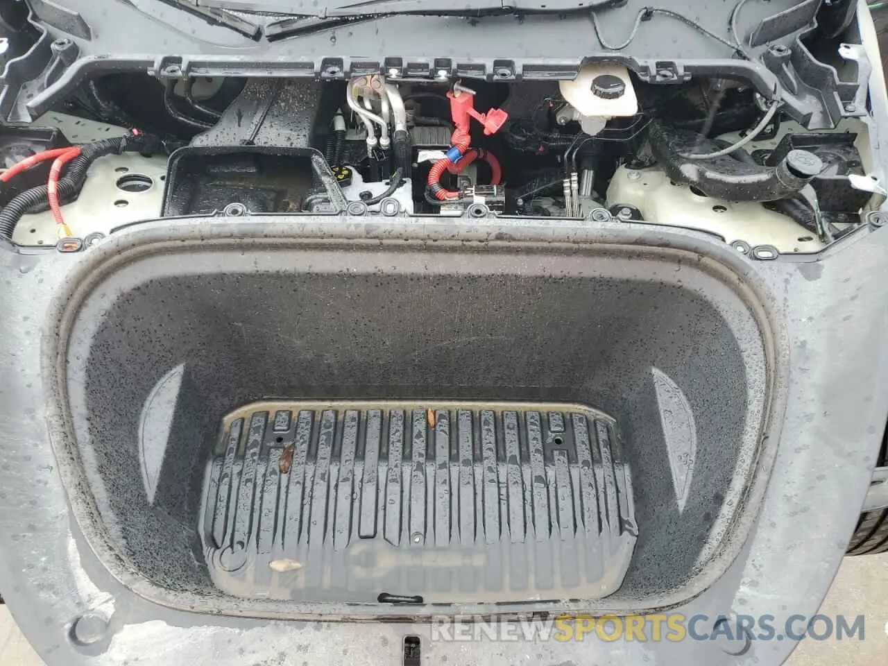 11 Photograph of a damaged car 7SAYGAEE4SF253824 TESLA MODEL Y 2025