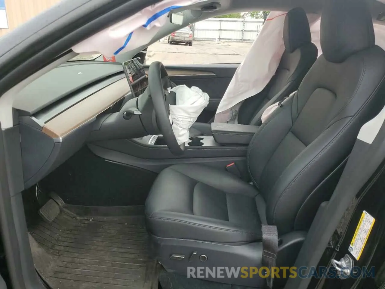 7 Photograph of a damaged car 7SAYGAEE4SF260398 TESLA MODEL Y 2025