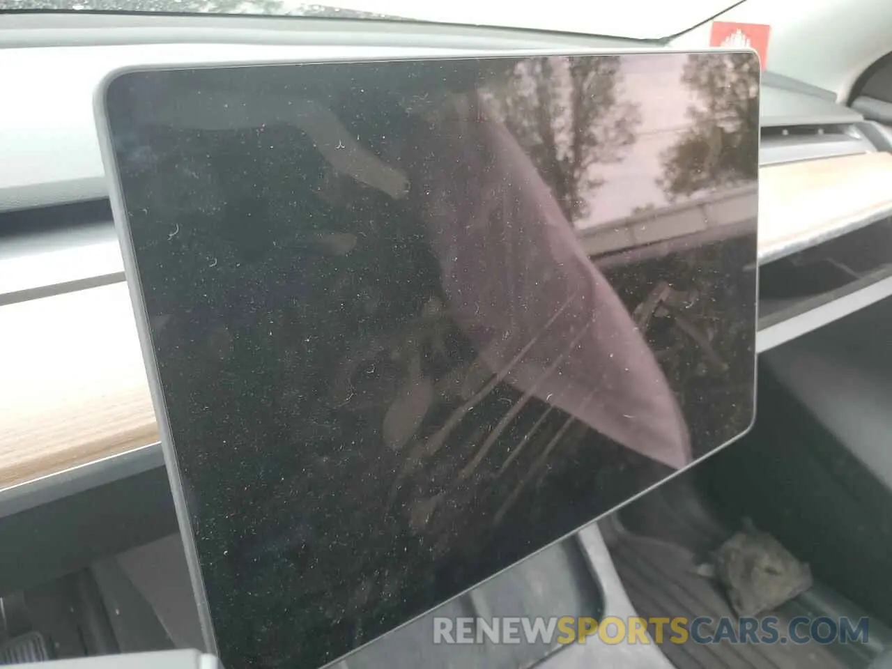 9 Photograph of a damaged car 7SAYGAEE4SF260398 TESLA MODEL Y 2025