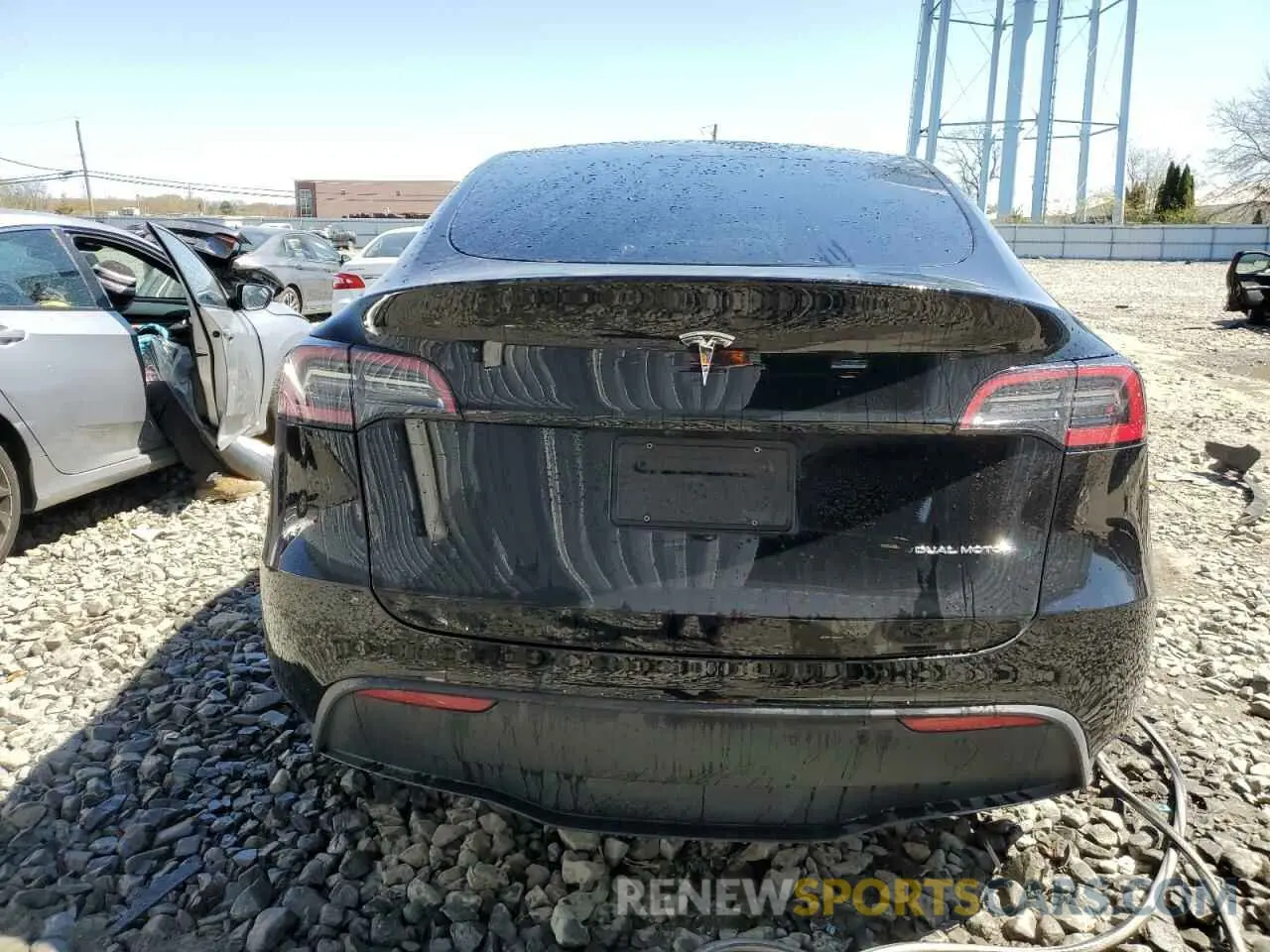6 Photograph of a damaged car 7SAYGAEE5SF217365 TESLA MODEL Y 2025
