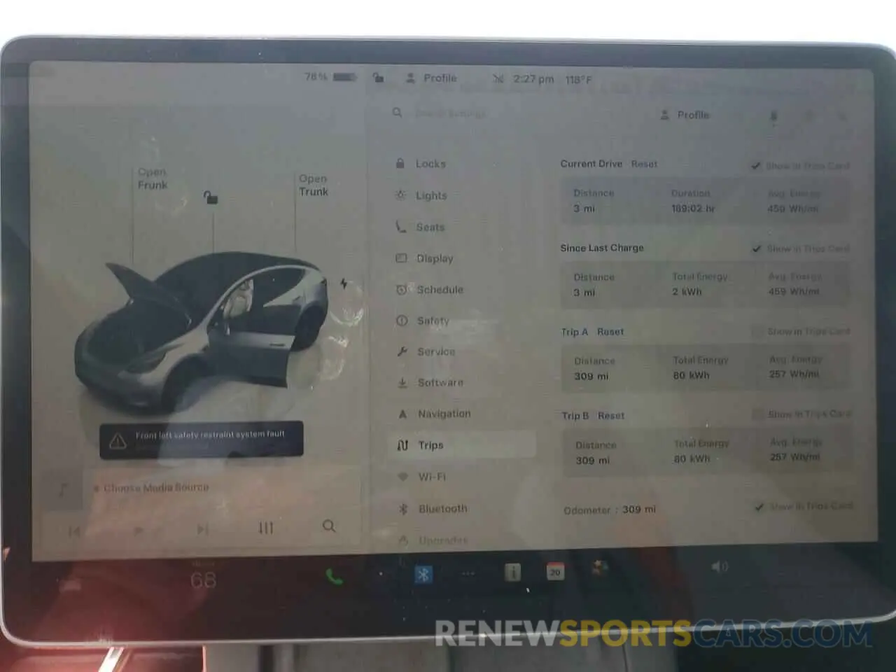 9 Photograph of a damaged car 7SAYGAEE6SF304434 TESLA MODEL Y 2025