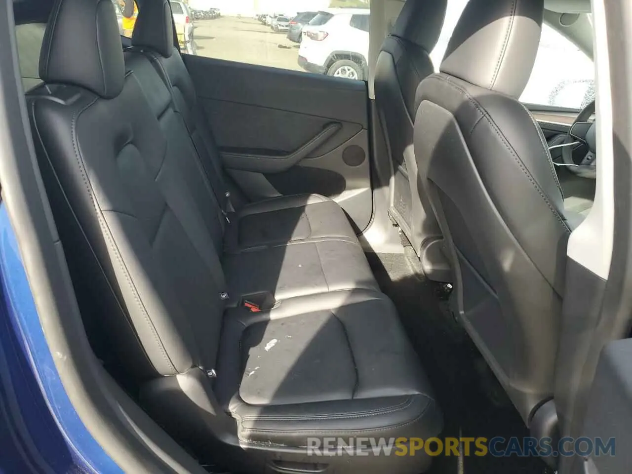 11 Photograph of a damaged car 7SAYGAEE8SF262557 TESLA MODEL Y 2025