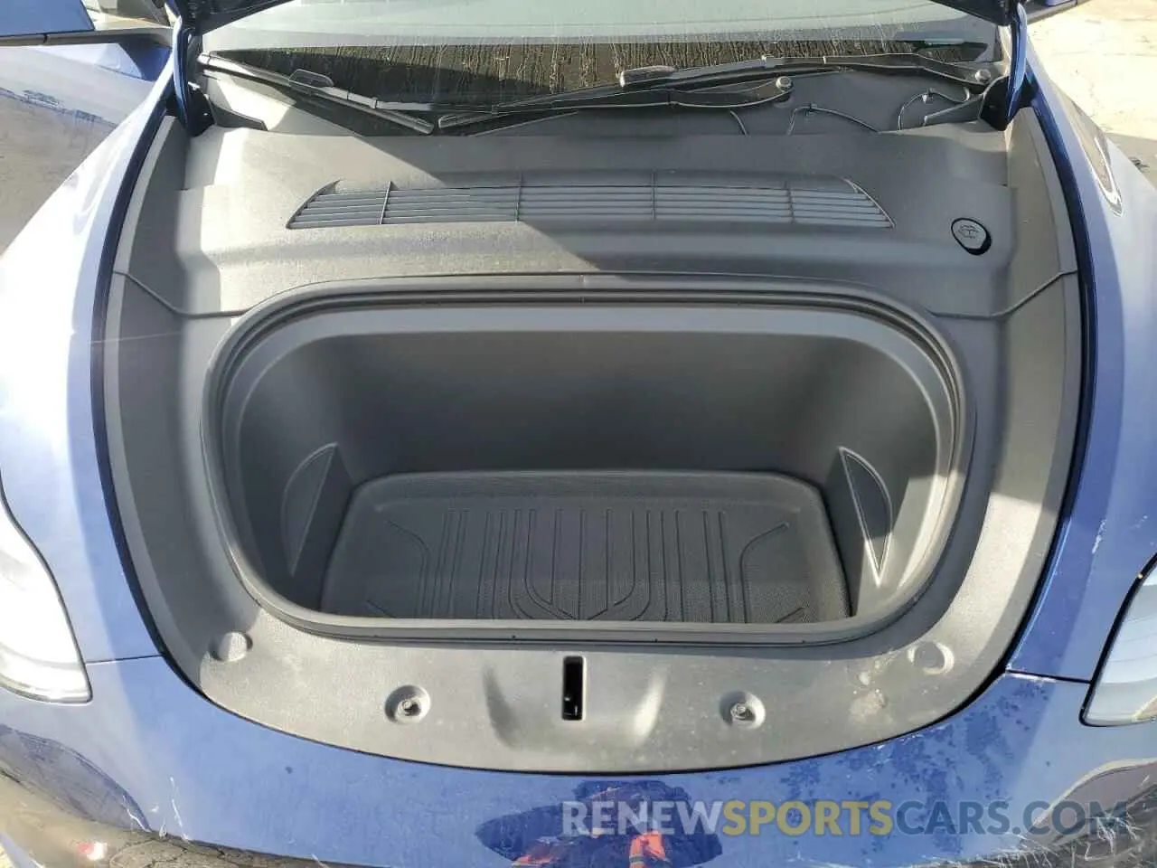13 Photograph of a damaged car 7SAYGAEE8SF262557 TESLA MODEL Y 2025