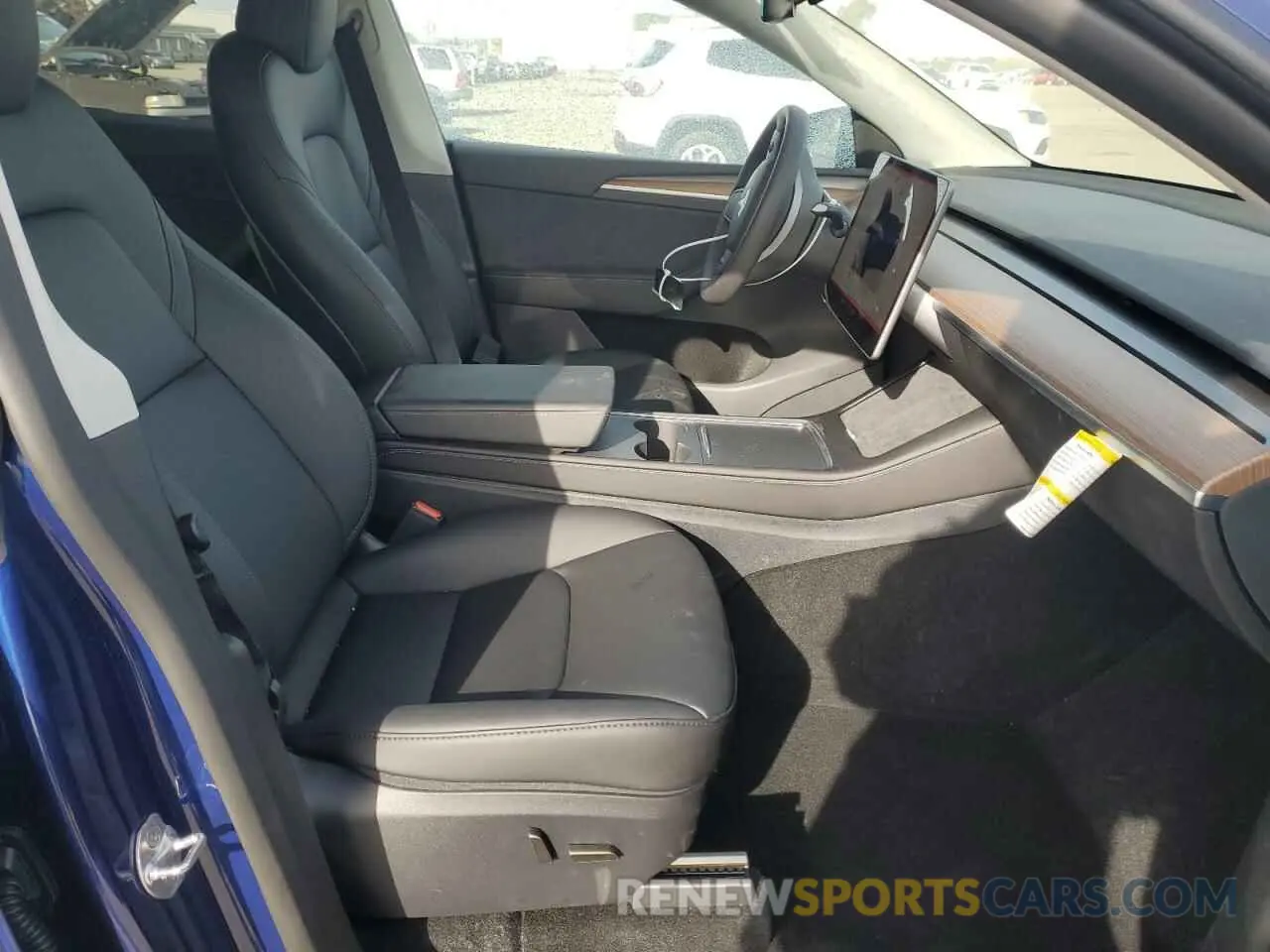 7 Photograph of a damaged car 7SAYGAEE8SF262557 TESLA MODEL Y 2025