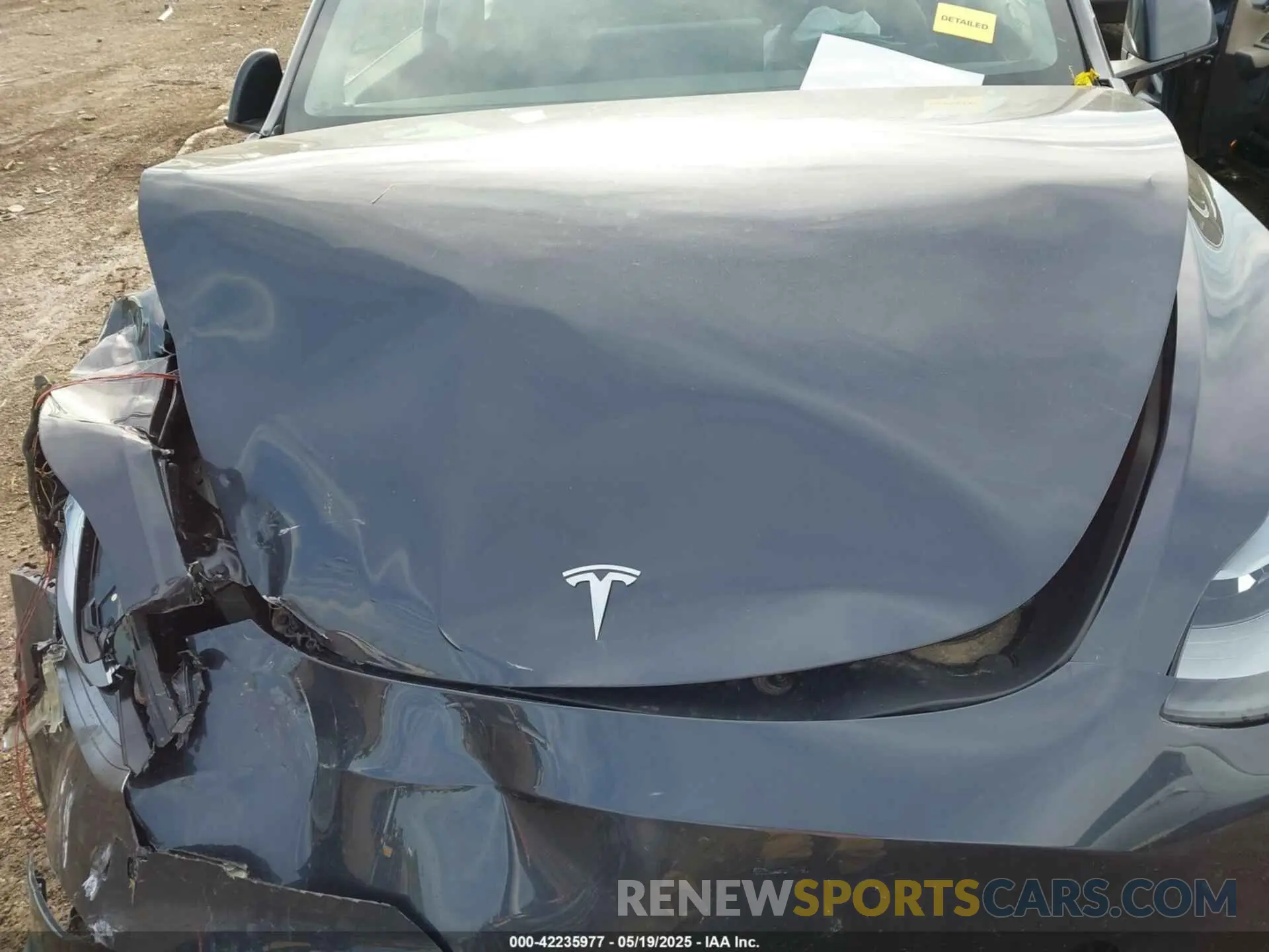10 Photograph of a damaged car 7SAYGAEE9SF287905 TESLA MODEL Y 2025