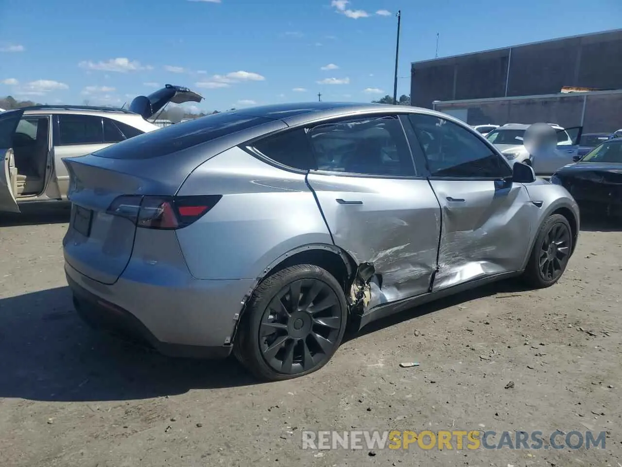 3 Photograph of a damaged car 7SAYGDED0SF247561 TESLA MODEL Y 2025