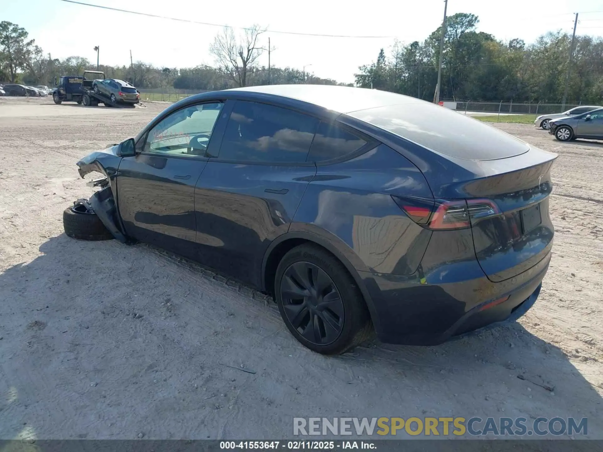 3 Photograph of a damaged car 7SAYGDED0SF248872 TESLA MODEL Y 2025